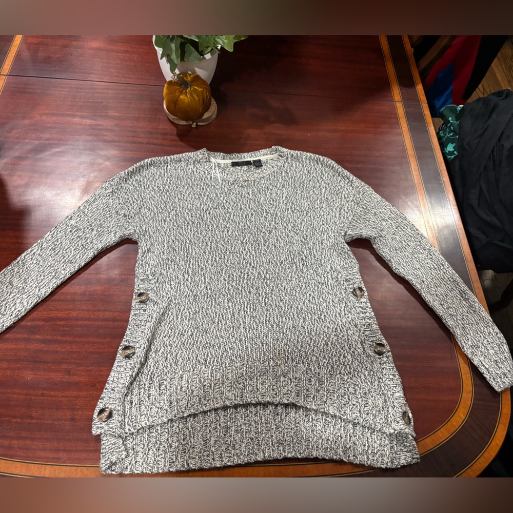 RDI Black and White Sweater with Button Accents